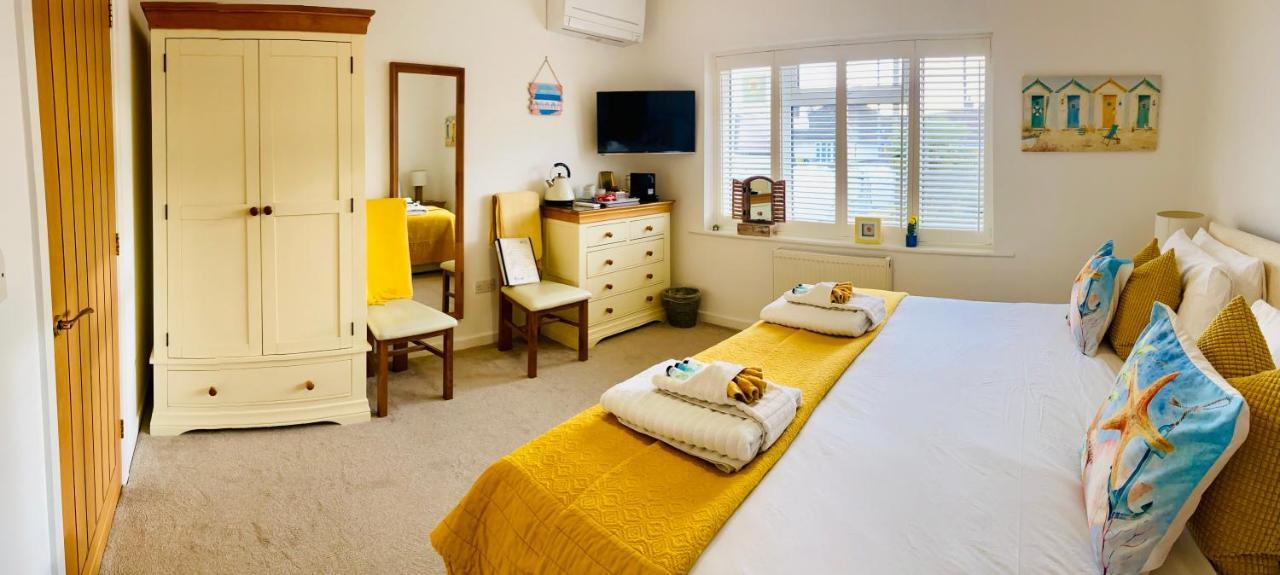 קרייסטצ'רץ' Avon Beach Bed & Breakfast מראה חיצוני תמונה