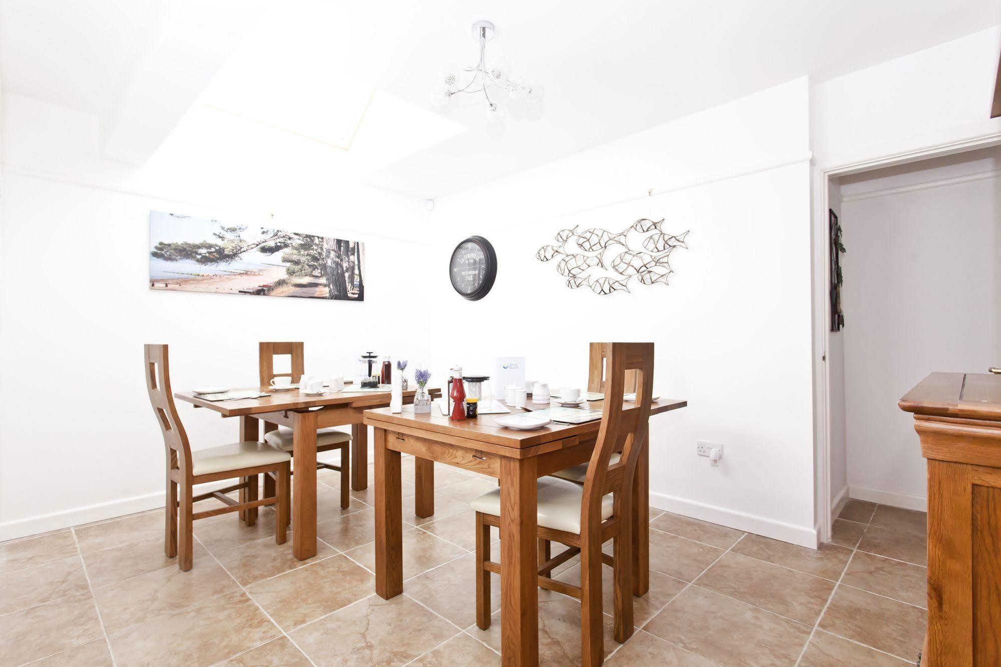 קרייסטצ'רץ' Avon Beach Bed & Breakfast מראה חיצוני תמונה